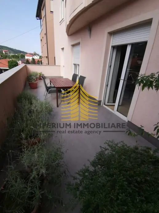 Kuća na prodaju – Šestinski Kraljevec, Zagreb, 400 m², 10-sobni – fotografija 6