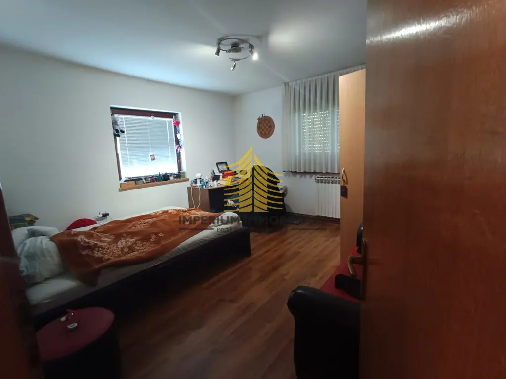 Kuća na prodaju – Sesvete, Zagreb, 300 m², 5-sobni – fotografija 5