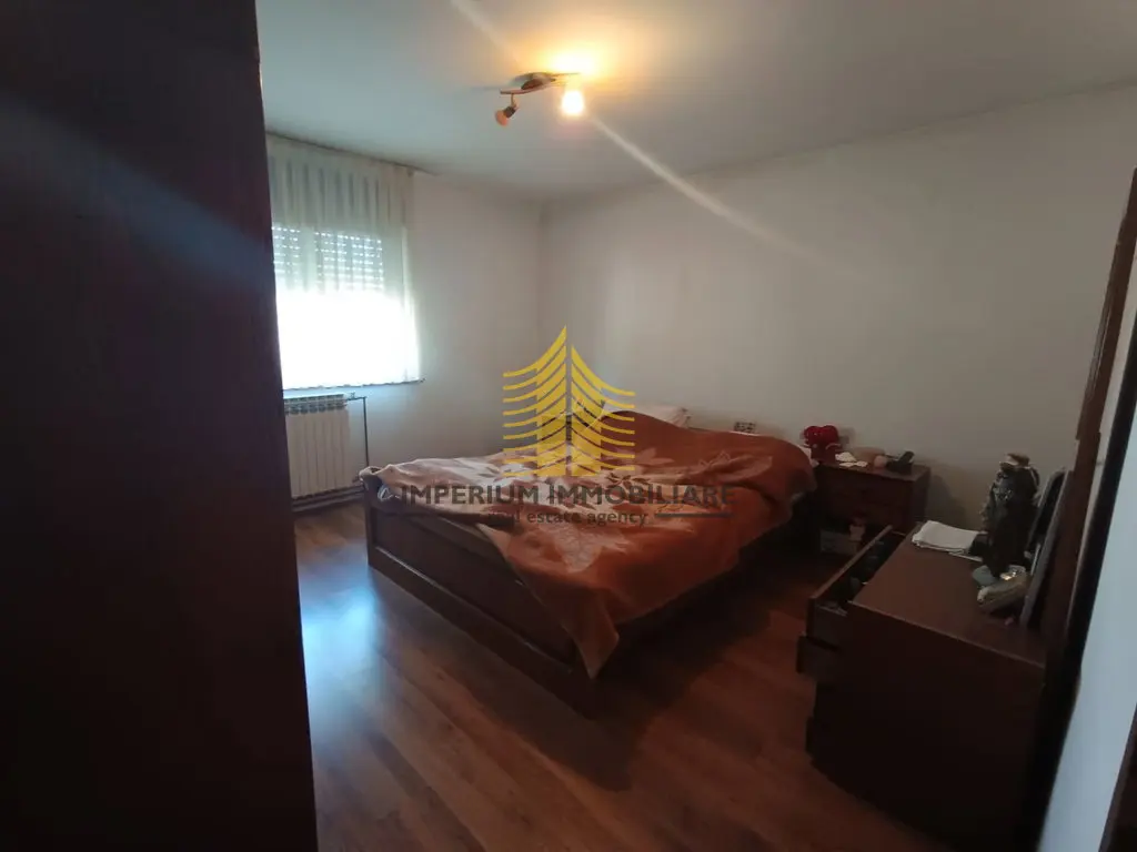 Kuća na prodaju – Sesvete, Zagreb, 300 m², 5-sobni – fotografija 4