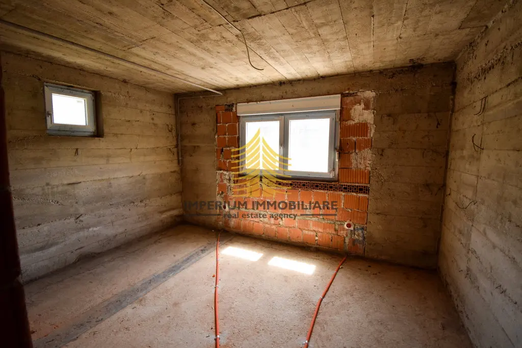 Kuća na prodaju – Sesvete, Zagreb, 348 m², 19-sobni – fotografija 2