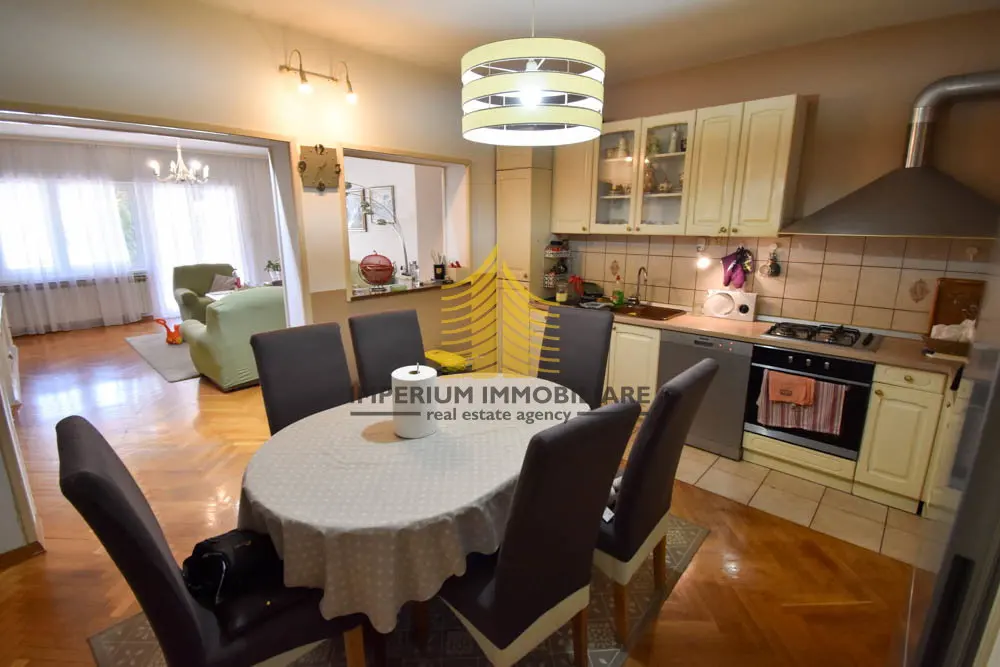 Kuća na prodaju – Stenjevec, Zagreb, 400 m², 5-sobni – fotografija 4