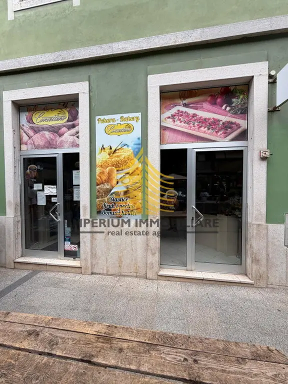 Poslovni prostor za najam – Pula, 60 m²