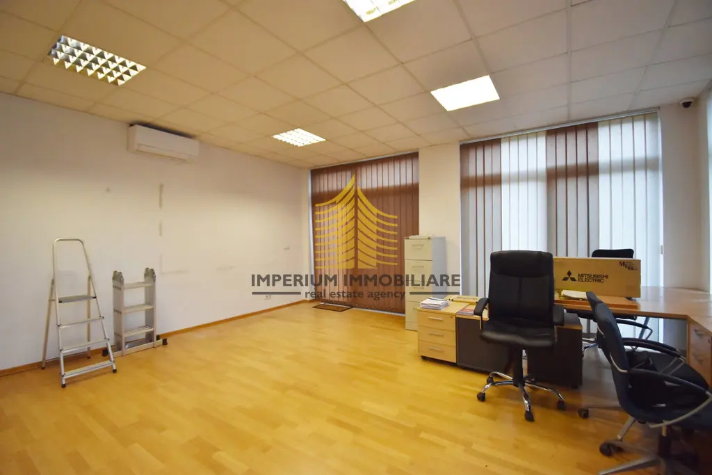 Poslovni prostor za najam – Samobor, 56 m² – fotografija 2