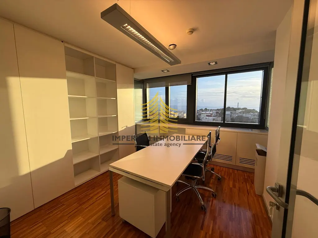 Poslovni prostor za najam – Bačvice, Split, 16,39 m² – fotografija 2