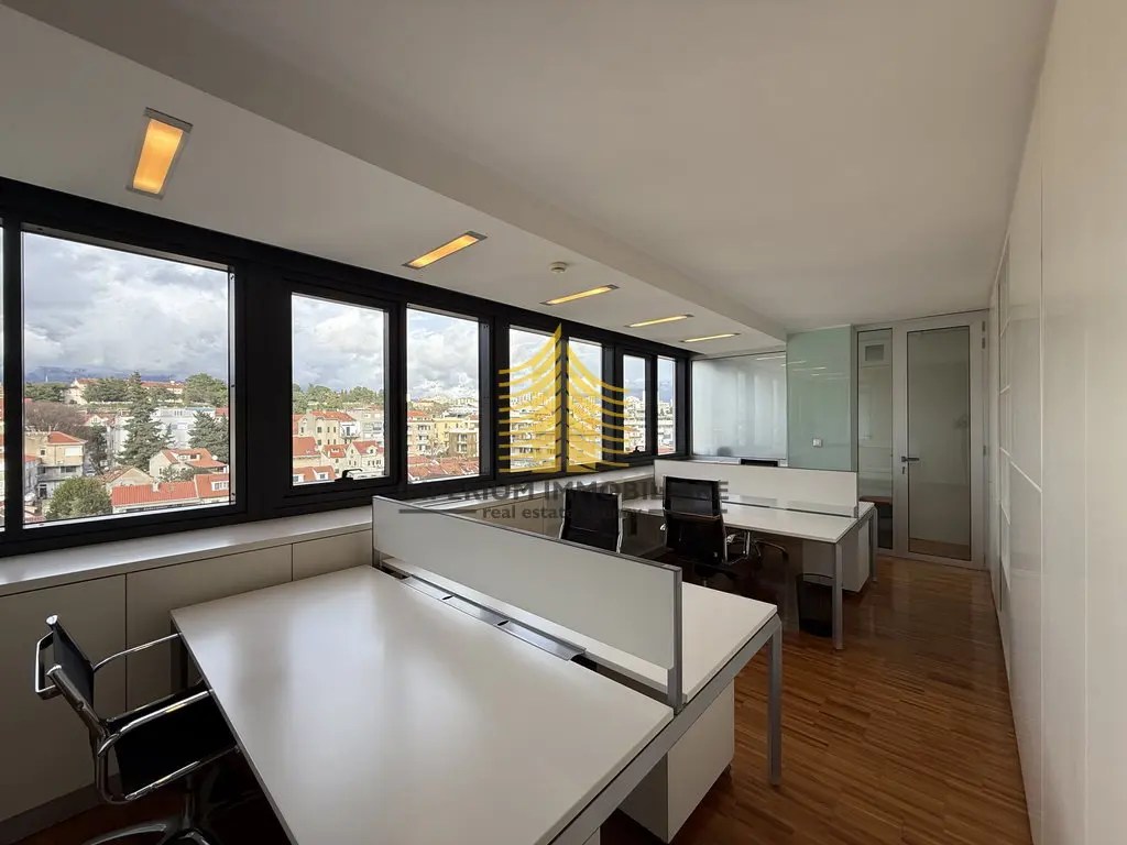 Poslovni prostor za najam – Bačvice, Split, 30,08 m² – fotografija 2