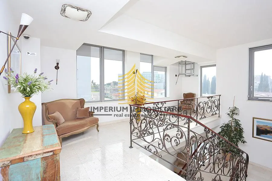 Poslovni prostor za najam – Firule, Split, 64 m² – fotografija 2