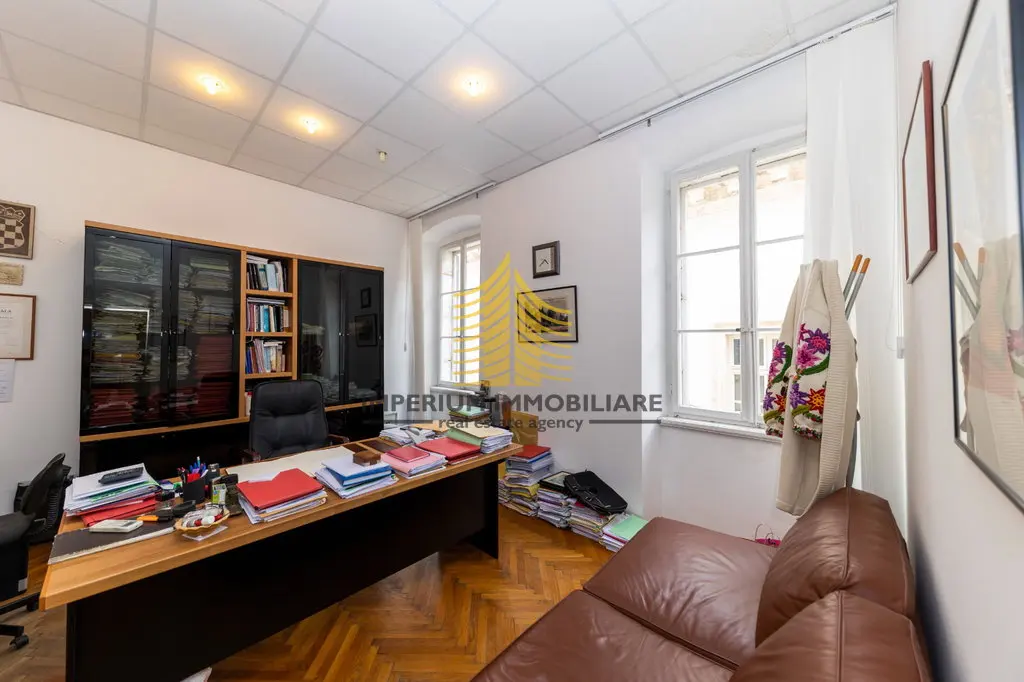 Poslovni prostor za najam – Poluotok (centar), Zadar, 33,74 m²