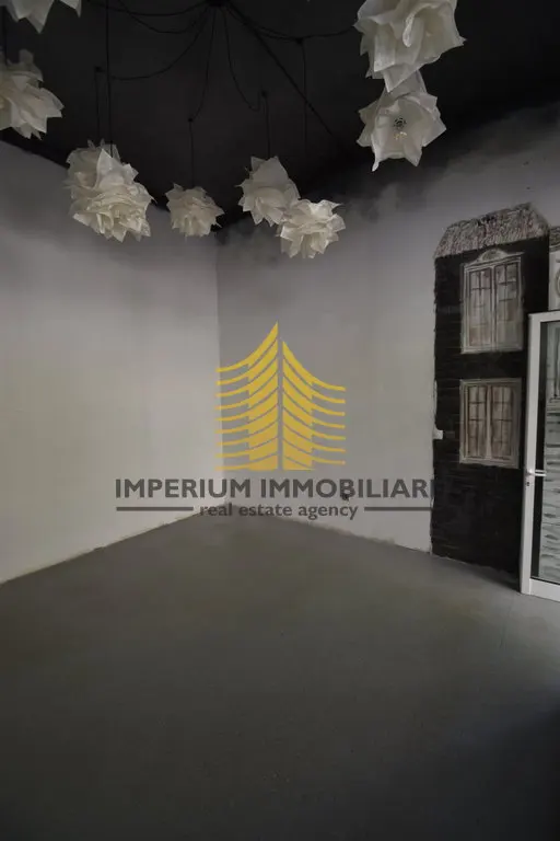 Poslovni prostor za najam – Donji Grad, Zagreb, 21 m²