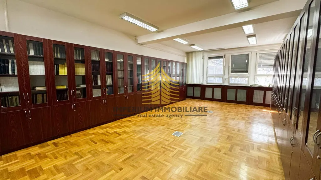 Poslovni prostor za najam – Folnegovićevo naselje, Zagreb, 2000 m²