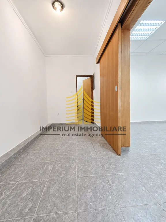 Poslovni prostor za najam – Sesvete, Zagreb, 42,5 m² – fotografija 3