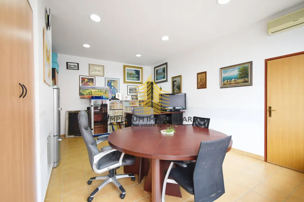 Poslovni prostor za najam – Sesvetski Kraljevec, Zagreb, 85 m²