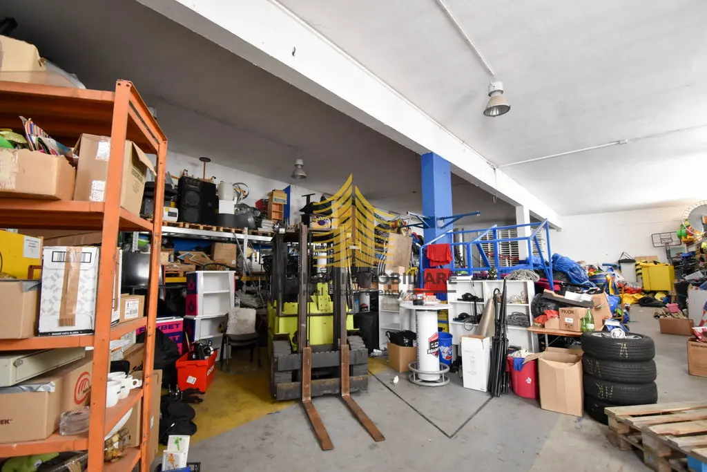 Poslovni prostor za najam – Stenjevec, Zagreb, 450 m²