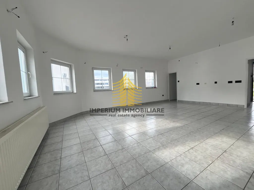 Poslovni prostor za najam – Sveta Klara, Zagreb, 200 m² – fotografija 2