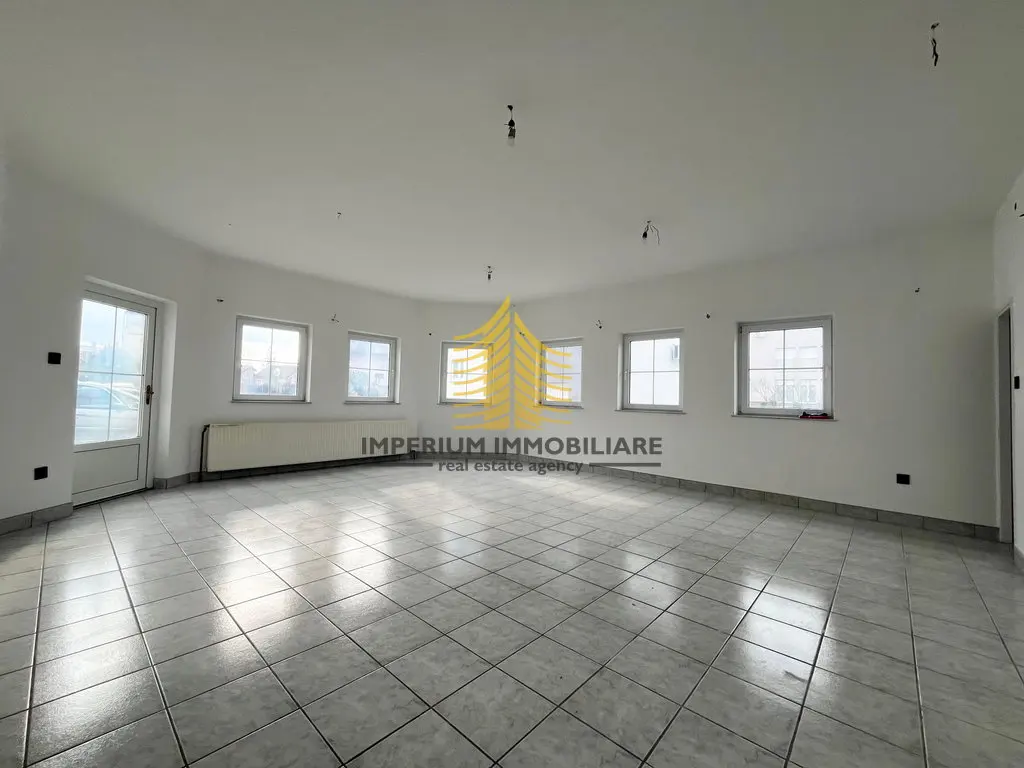 Poslovni prostor za najam – Sveta Klara, Zagreb, 200 m²