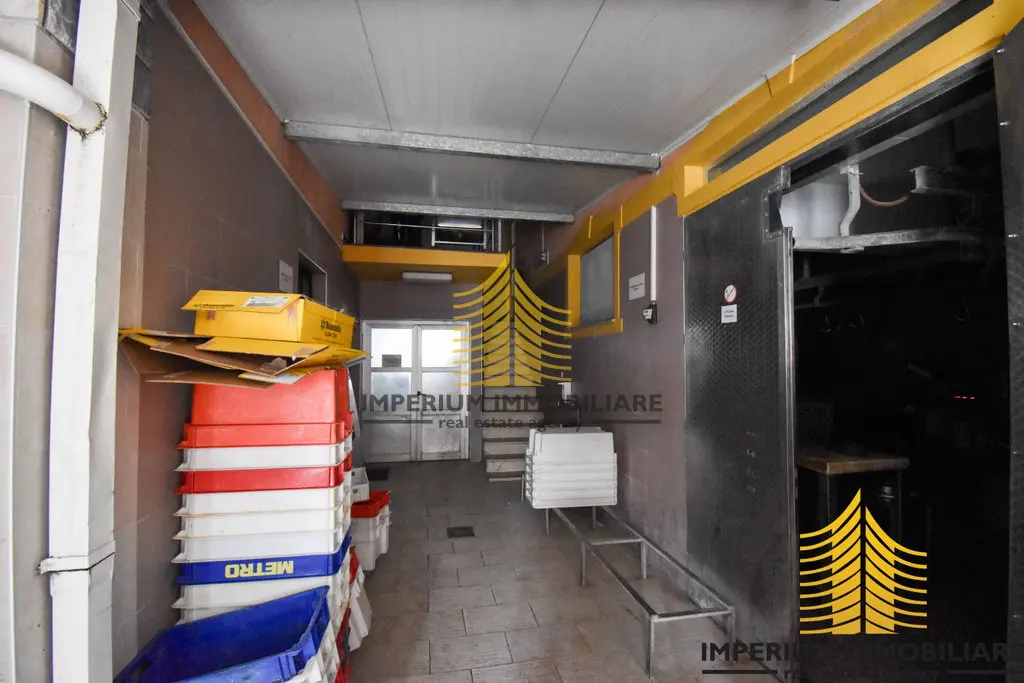 Poslovni prostor na prodaju – Samobor, 2804 m²