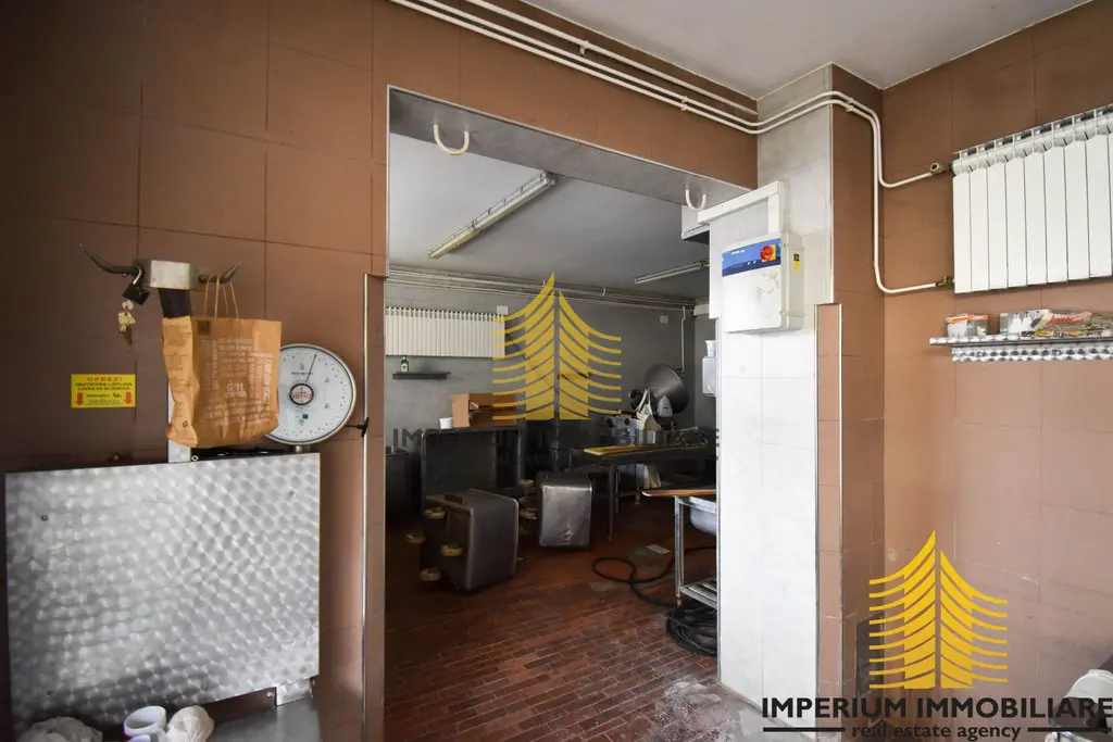 Poslovni prostor na prodaju – Samobor, 2804 m² – fotografija 3
