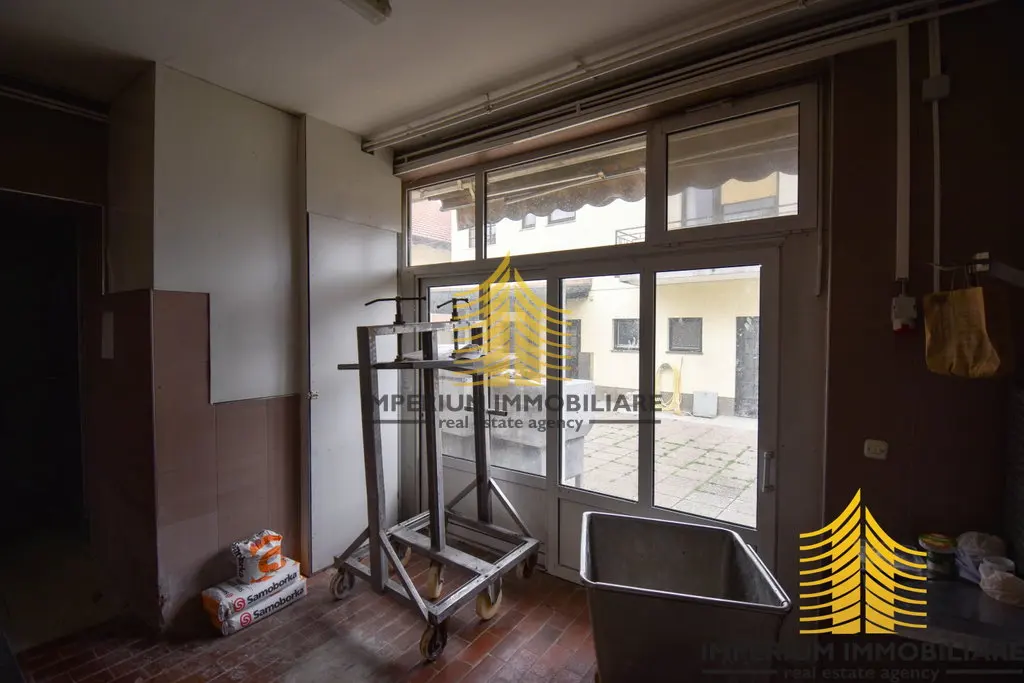 Poslovni prostor na prodaju – Samobor, 2804 m² – fotografija 6