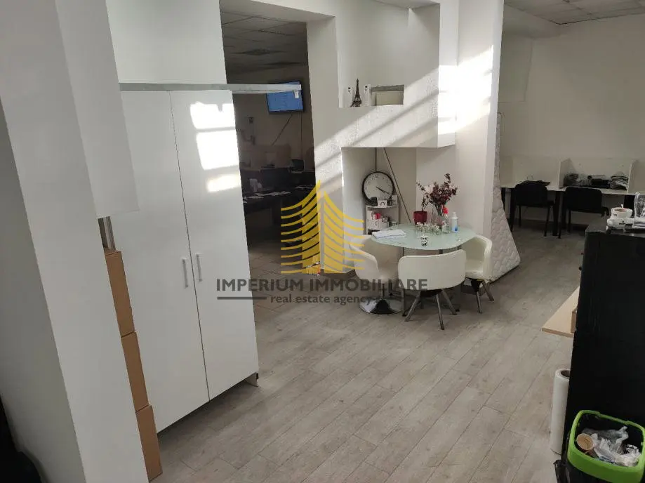 Poslovni prostor na prodaju – Spinut, Split, 638 m²