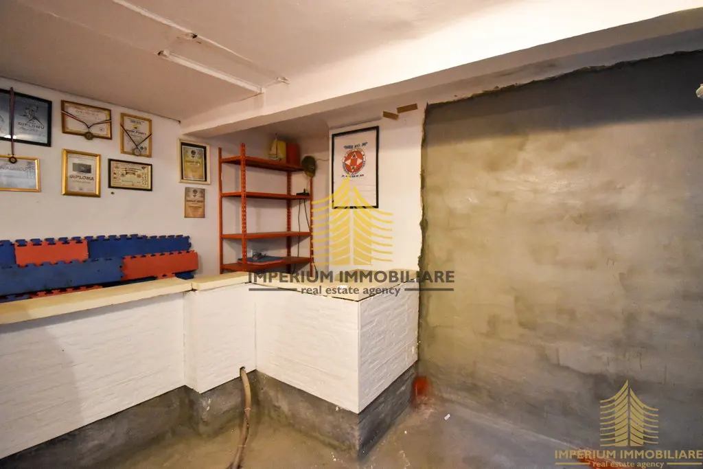 Poslovni prostor na prodaju – Donji grad, Zagreb, 90 m²