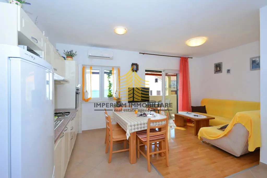 Stan za najam – Hvar, 65 m², 2,5-sobni
