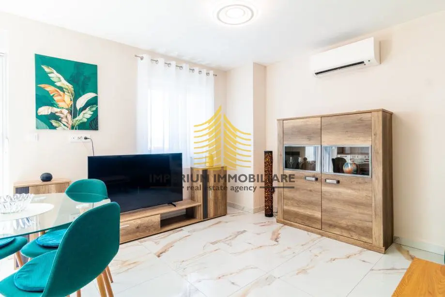 Stan za najam – Kaštel Stari, 75 m², 2,5-sobni