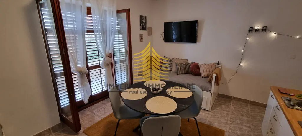 Stan za najam – Postira, 38,25 m², 1,5-sobni – fotografija 2