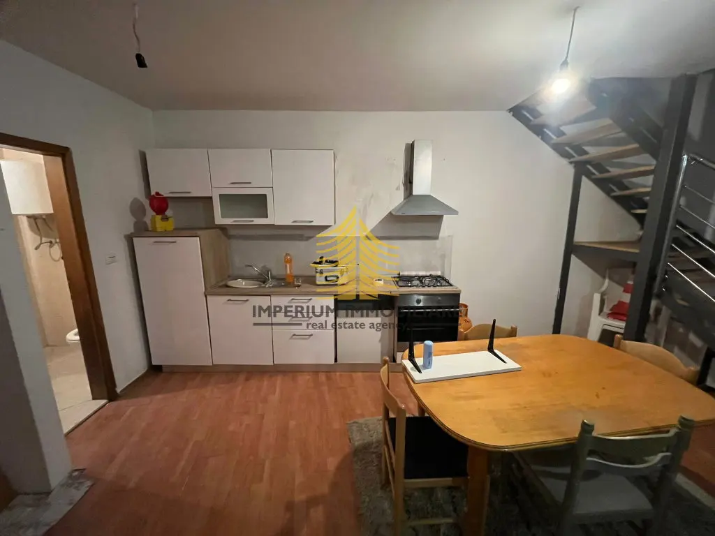 Stan za najam – Trogir, 35 m², 1,5-sobni – fotografija 2