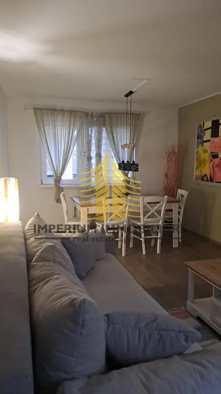 Stan za najam – Vrgorac, 48 m², 1,5-sobni – fotografija 2
