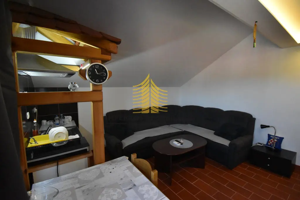 Stan za najam – Gornja Dubrava, Zagreb, 30 m², 1-sobni – fotografija 2