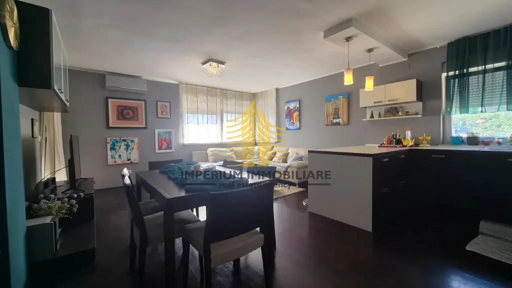 Stan na prodaju – Karlovac, 128 m², 5-sobni – fotografija 3