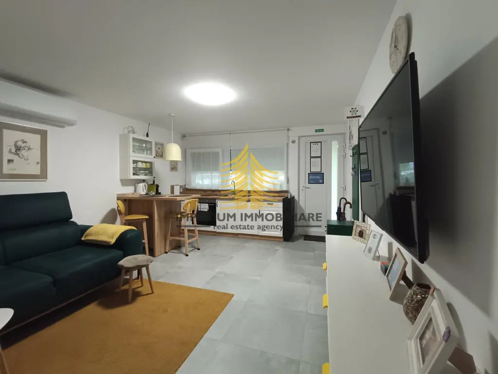 Stan na prodaju – Karlovac, 36 m², 2-sobni – fotografija 2