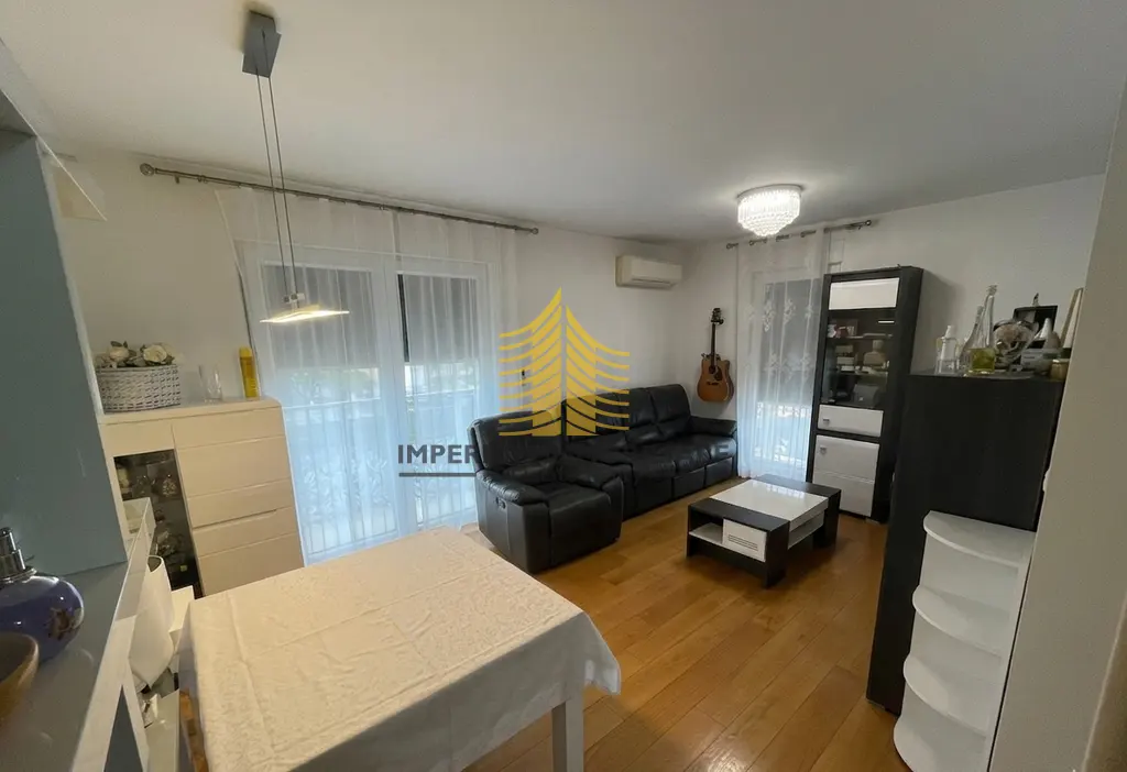 Stan na prodaju – Kaštel Gomilica, 56,7 m², 2,5-sobni