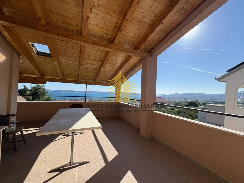 Stan na prodaju – Kaštel Kambelovac, 197 m², 3,5-sobni – fotografija 6