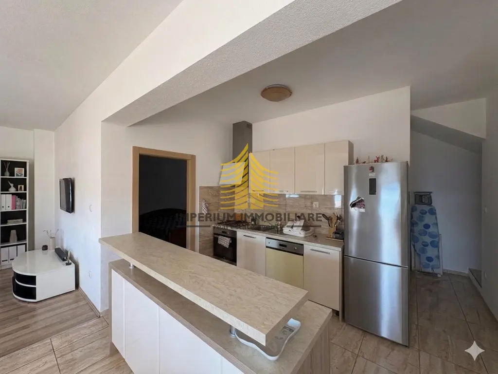 Stan na prodaju – Kaštel Kambelovac, 197 m², 3,5-sobni – fotografija 3