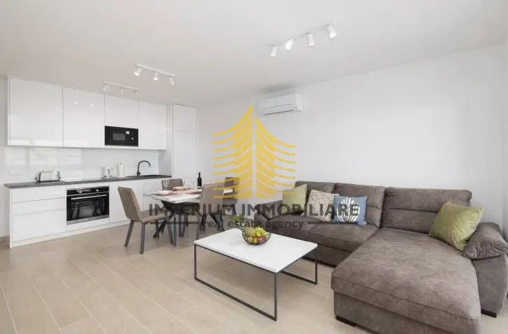 Stan na prodaju – Makarska, 68,15 m², 2,5-sobni – fotografija 2