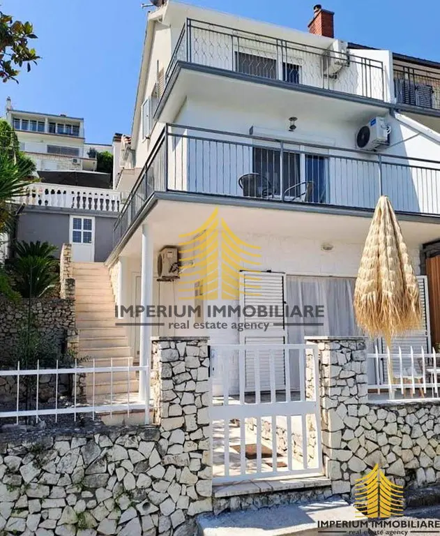 Stan na prodaju – Okrug, 115 m², 3-sobni – fotografija 2