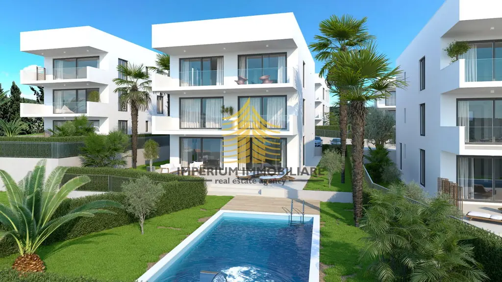 Stan na prodaju – Okrug Gornji, Okrug, 132 m², 2,5-sobni