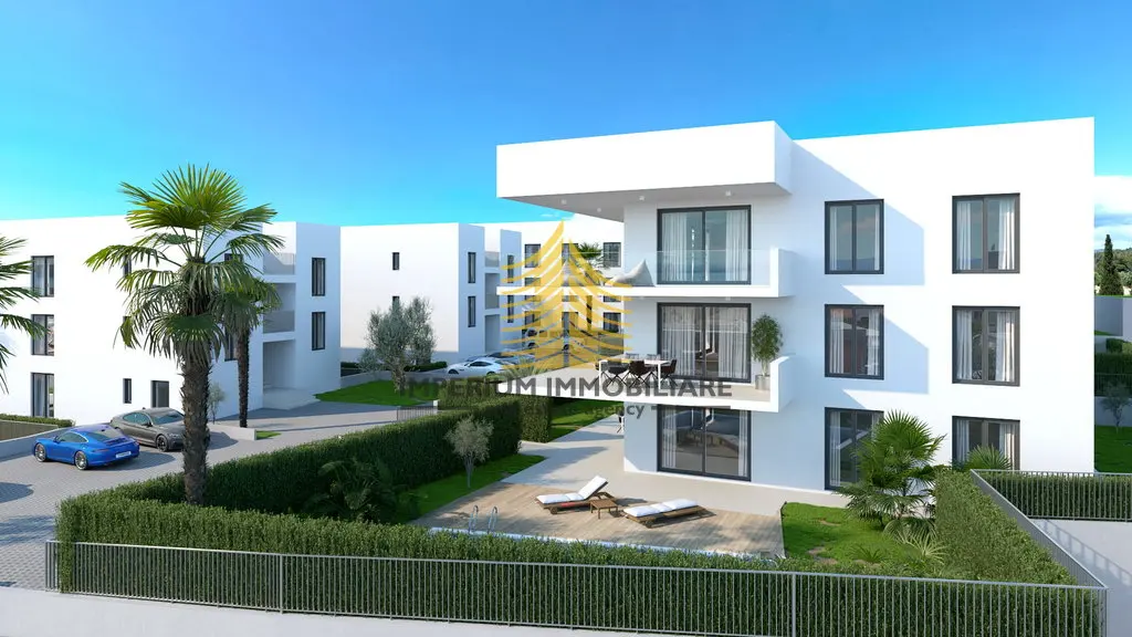 Stan na prodaju – Okrug Gornji, Okrug, 132 m², 2,5-sobni – fotografija 3