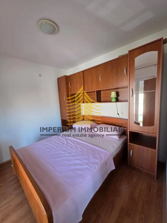 Stan na prodaju – Okrug Gornji, Okrug, 49 m², 2,5-sobni