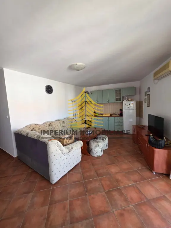Stan na prodaju – Okrug Gornji, Okrug, 49 m², 2,5-sobni – fotografija 3