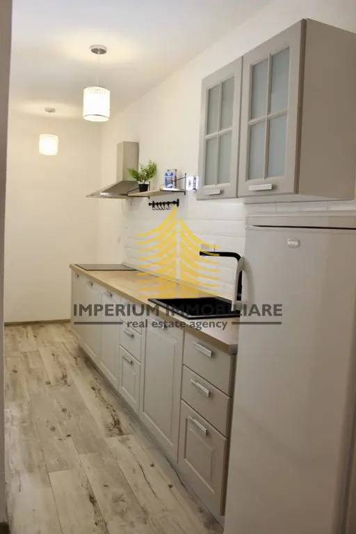 Stan na prodaju – Okrug Gornji, Okrug, 68 m², 2,5-sobni – fotografija 4
