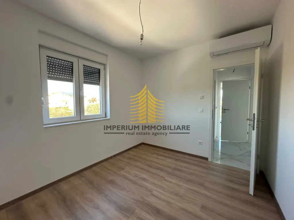 Stan na prodaju – Okrug Gornji, Okrug, 69,59 m², 2,5-sobni – fotografija 5