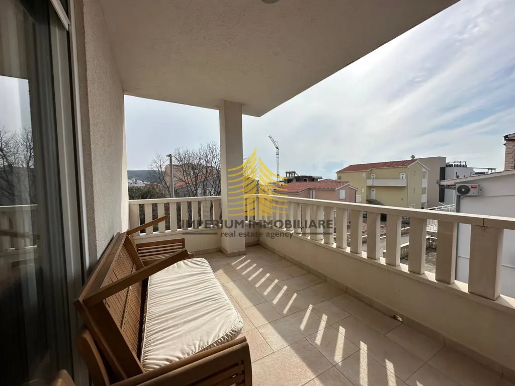 Stan na prodaju – Okrug Gornji, Okrug, 71,4 m², 2,5-sobni – fotografija 5