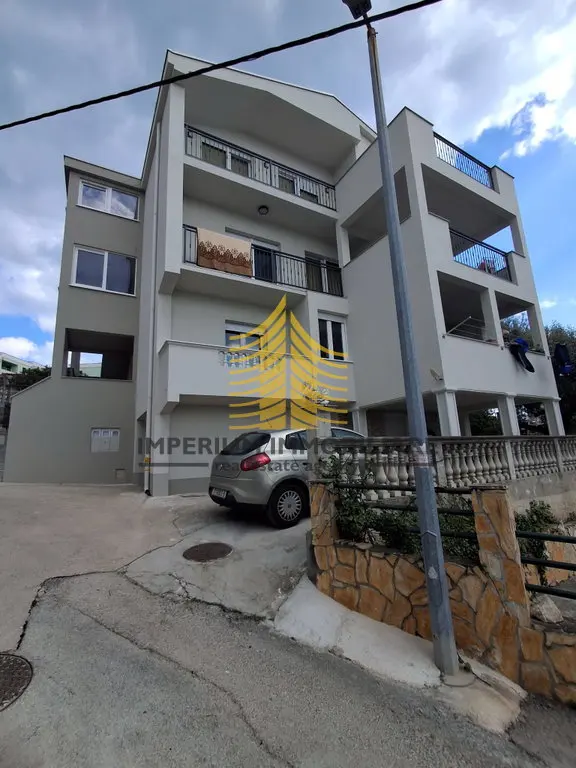 Stan na prodaju – Okrug Gornji, Okrug, 82 m², 3,5-sobni
