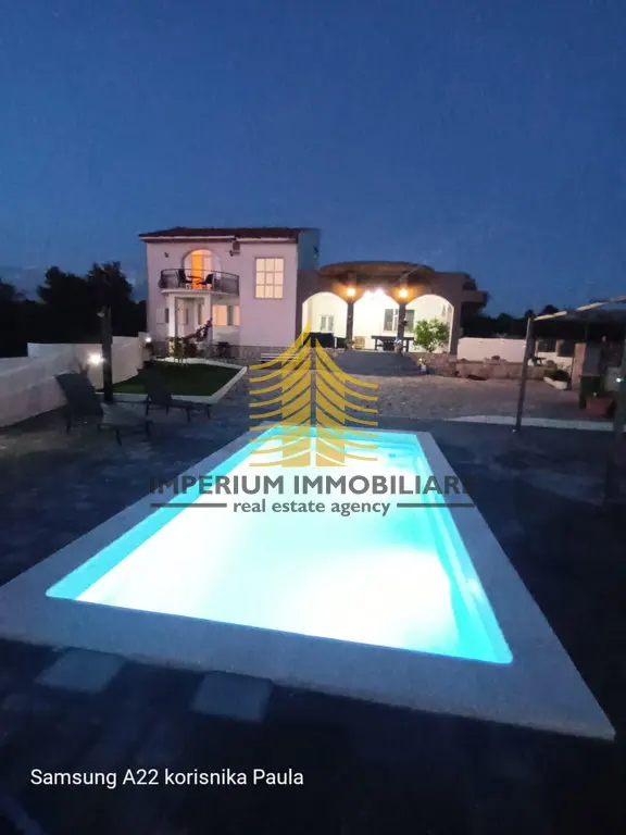 Stan na prodaju – Primošten, 63 m², 2,5-sobni