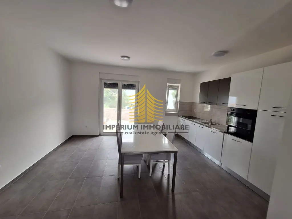 Stan na prodaju – Ražanac, 75 m², 2,5-sobni – fotografija 5