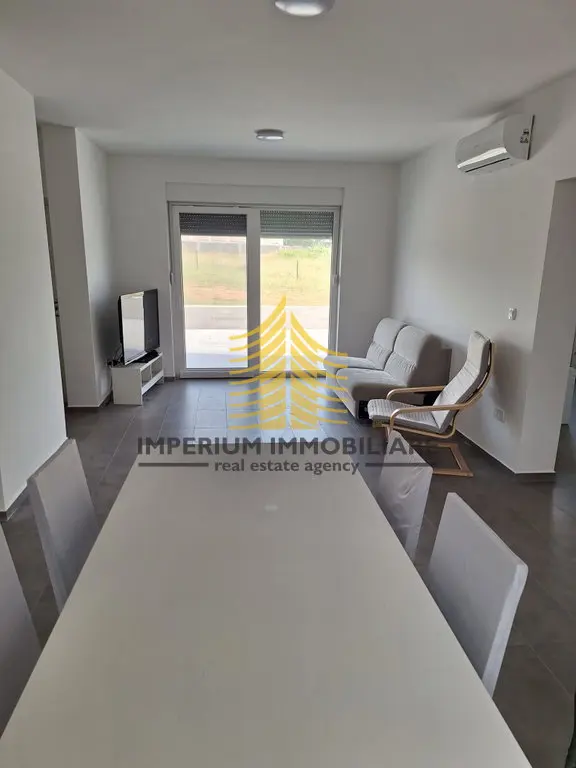 Stan na prodaju – Ražanac, 75 m², 2,5-sobni – fotografija 3