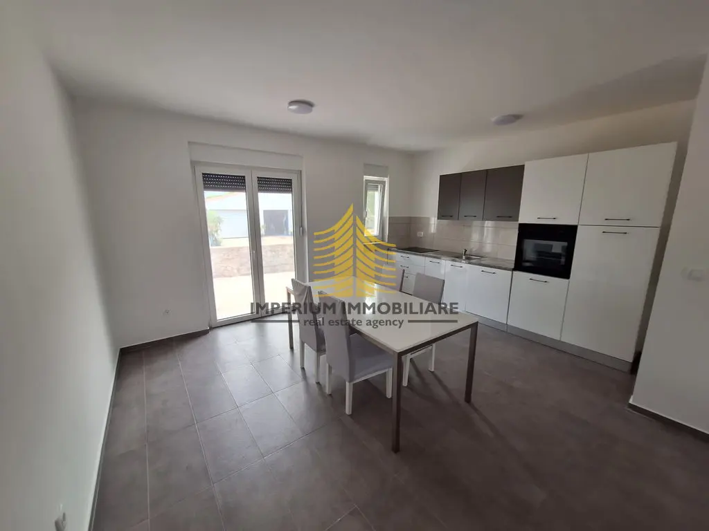 Stan na prodaju – Ražanac, 75 m², 2,5-sobni – fotografija 4