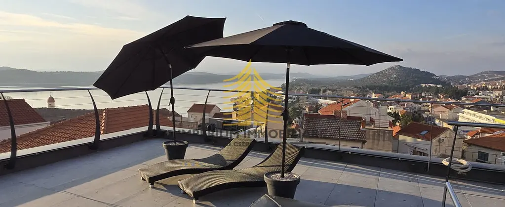 Stan na prodaju – Šibenik, 128 m², 3-sobni – fotografija 2