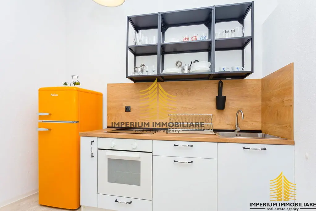 Stan na prodaju – Šibenik, 197 m², 8-sobni – fotografija 3